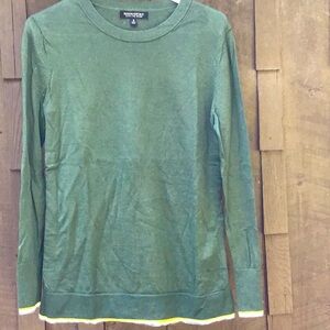 Banana republic olive green sweater with yellow grey and white trim
